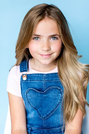 Photo of Ava Sleeth from the Latest Netflix gallery