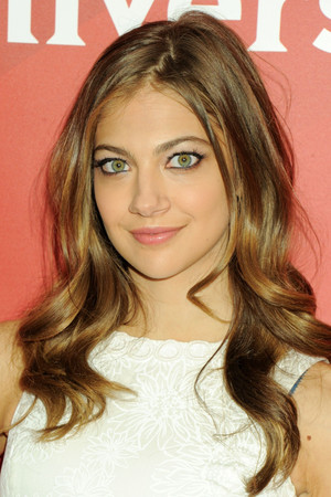 Photo of Mia Serafino from the Latest Netflix gallery