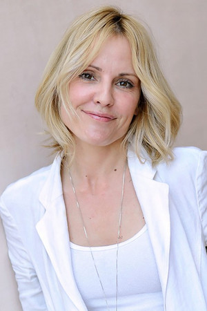 Emma Caulfield photo