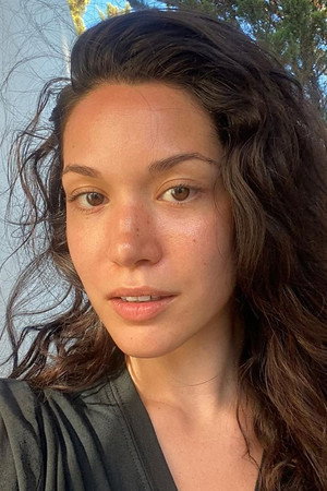 Hazal Subaşı photo