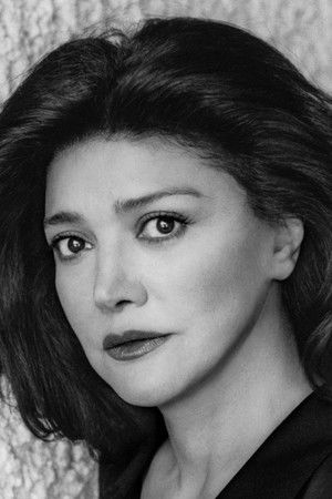 Shohreh Aghdashloo photo