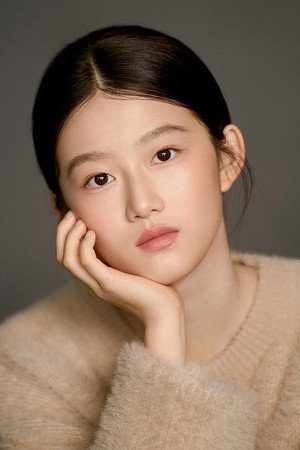 Photo of Kiki Liu from the Latest Netflix gallery