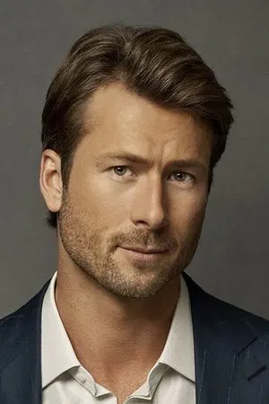 Glen Powell photo