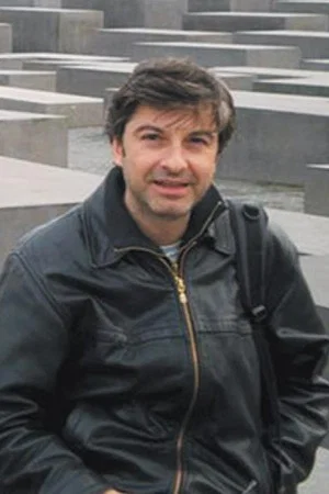 Photo of Yannis Maroudas from the Latest Netflix gallery