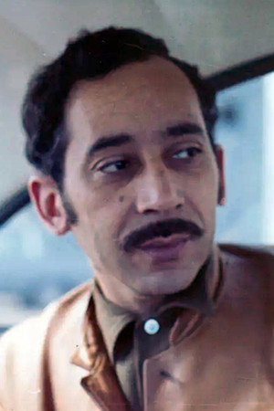 Photo of Ahmed Malek from the Latest Netflix gallery