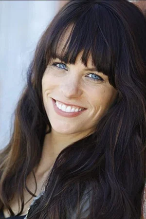 Photo of Noelle Urbano from the Latest Netflix gallery