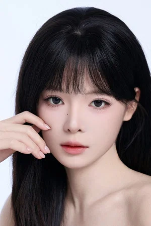 Photo of 唐七七 from the Latest Netflix gallery