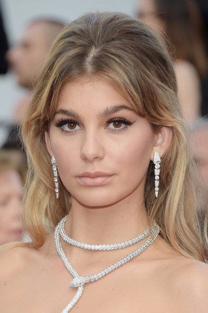 Camila Morrone photo