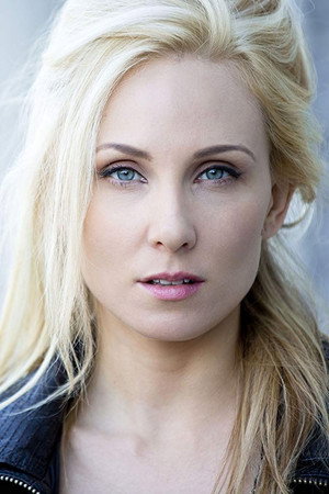 Photo of Alexis Kendra from the Latest Netflix gallery