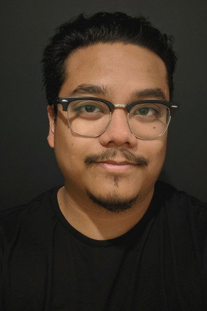Photo of Jo Enaje from the Latest Netflix gallery