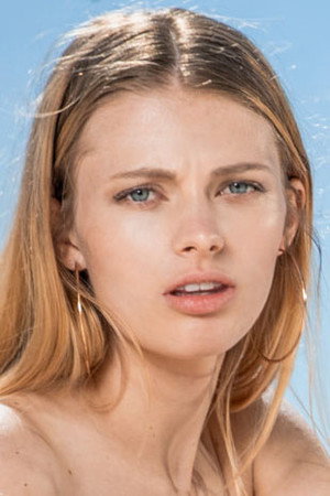 Photo of Sophie Sparks from the Latest Netflix gallery