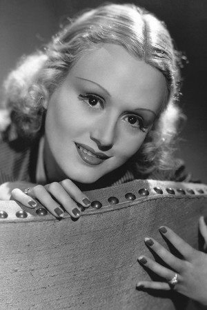 Photo of Grete Natzler from the Latest Netflix gallery