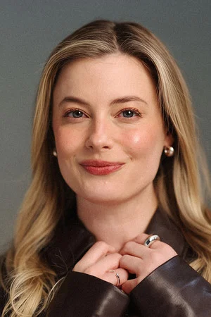 Photo of Gillian Jacobs from the Latest Netflix gallery