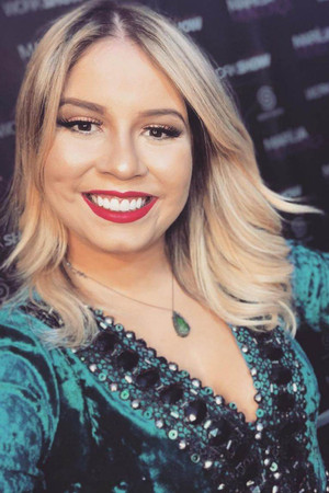 Photo of Marília Mendonça from the Latest Netflix gallery