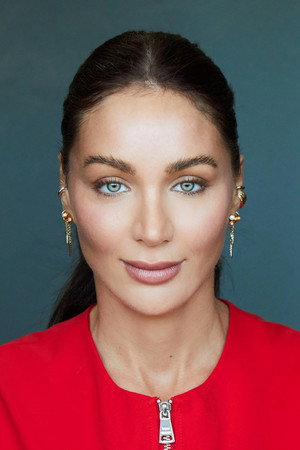 Photo of Natassia Halabi from the Latest Netflix gallery