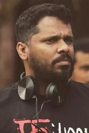 Photo of Aashiq Abu from the Latest Netflix gallery