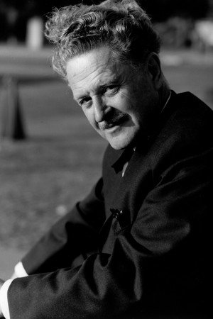 Photo of Nazım Hikmet Ran from the Latest Netflix gallery