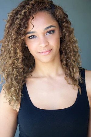 Photo of Justine Herron from the Latest Netflix gallery
