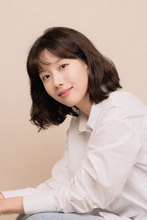 Photo of Kim Hye-jin from the Latest Netflix gallery
