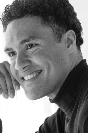 Photo of Jason Guerra from the Latest Netflix gallery