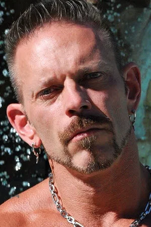 Photo of Colin Steele from the Latest Netflix gallery