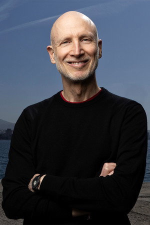 Photo of Billy Shebar from the Latest Netflix gallery