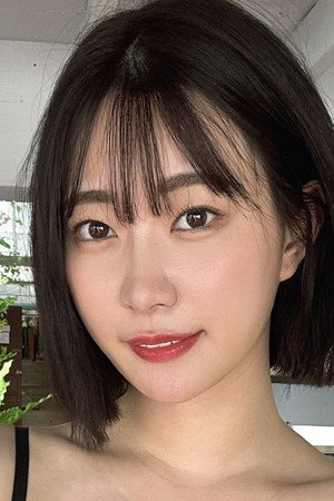 Photo of Akane Mitani from the Latest Netflix gallery