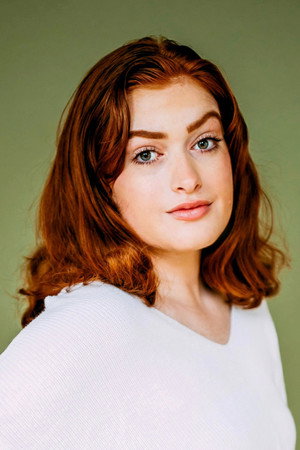 Photo of Isa Luzarraga from the Latest Netflix gallery