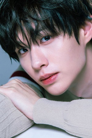 Photo of Kim Sung-min from the Latest Netflix gallery