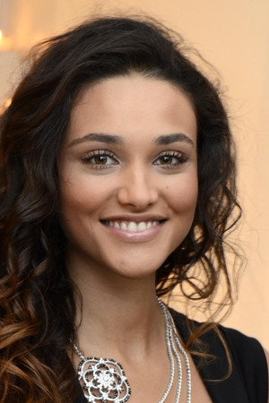 Débora Nascimento photo