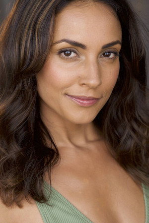 Photo of Naina Michaud from the Latest Netflix gallery