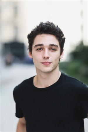 Photo of Julien Le Berre from the Latest Netflix gallery