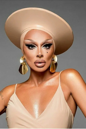 Photo of Raven from the Latest Netflix gallery