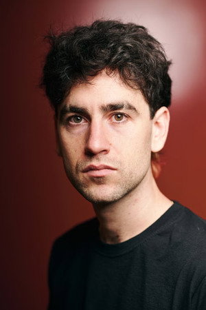 Photo of Àlex Monner from the Latest Netflix gallery