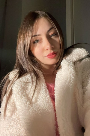 Photo of Zeynep Bostancı from the Latest Netflix gallery