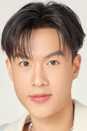 Photo of Tupthong Suwanrakanont from the Latest Netflix gallery