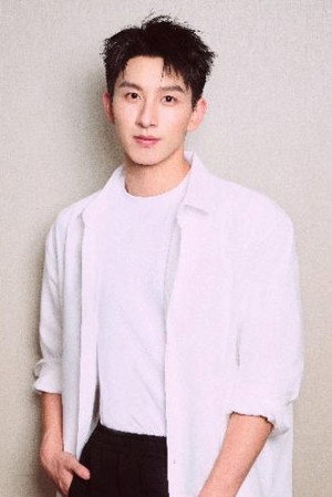 Photo of Liu Zhuojie from the Latest Netflix gallery
