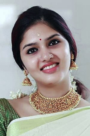 Gayathri Suresh photo