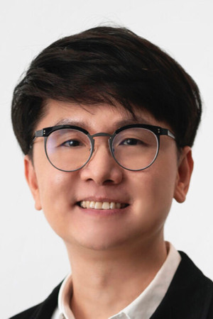 Photo of Banjong Pisanthanakun from the Latest Netflix gallery