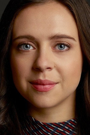 Bel Powley photo