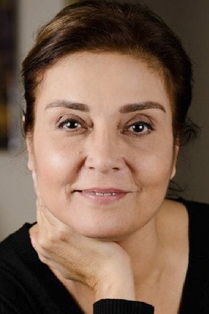 Photo of Seray Gözler from the Latest Netflix gallery
