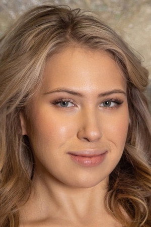 Photo of Nika Murr from the Latest Netflix gallery