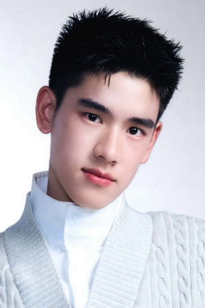 Photo of Aeiyapol Lekpittaya from the Latest Netflix gallery