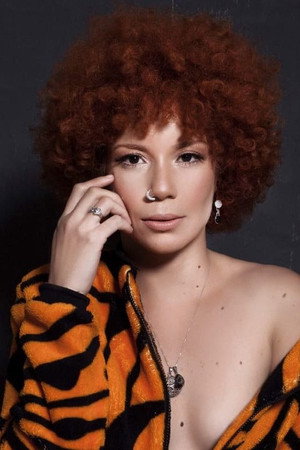 Photo of Raquel Ferreira from the Latest Netflix gallery