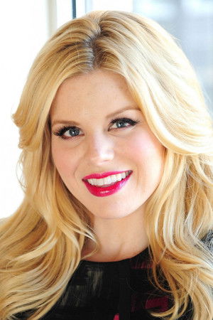 Megan Hilty photo