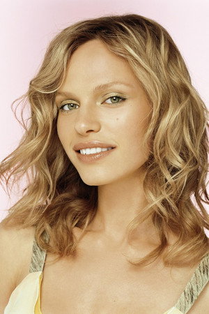 Rachel Roberts photo