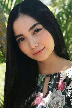 Andrea de Alba photo