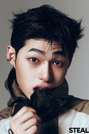 Photo of Song Seung-il from the Latest Netflix gallery
