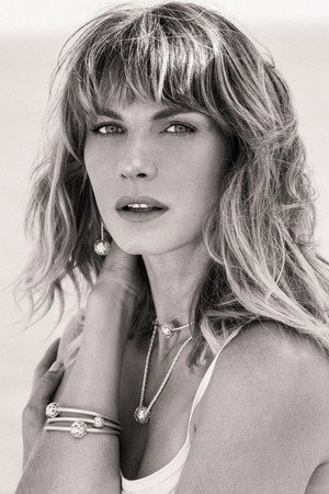 Photo of Angela Lindvall from the Latest Netflix gallery