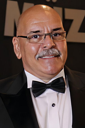 Photo of Rasim Öztekin from the Latest Netflix gallery
